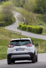 Opel Crossland X Turbo D 2017 года